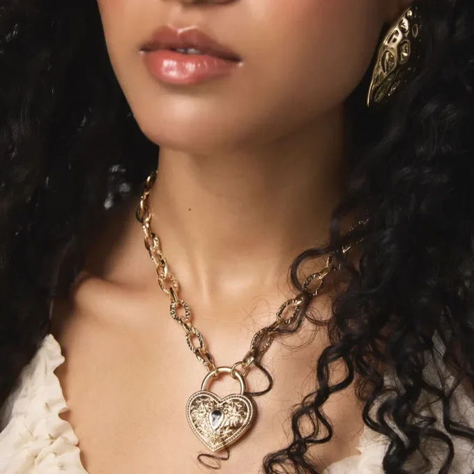 Collana Luvella