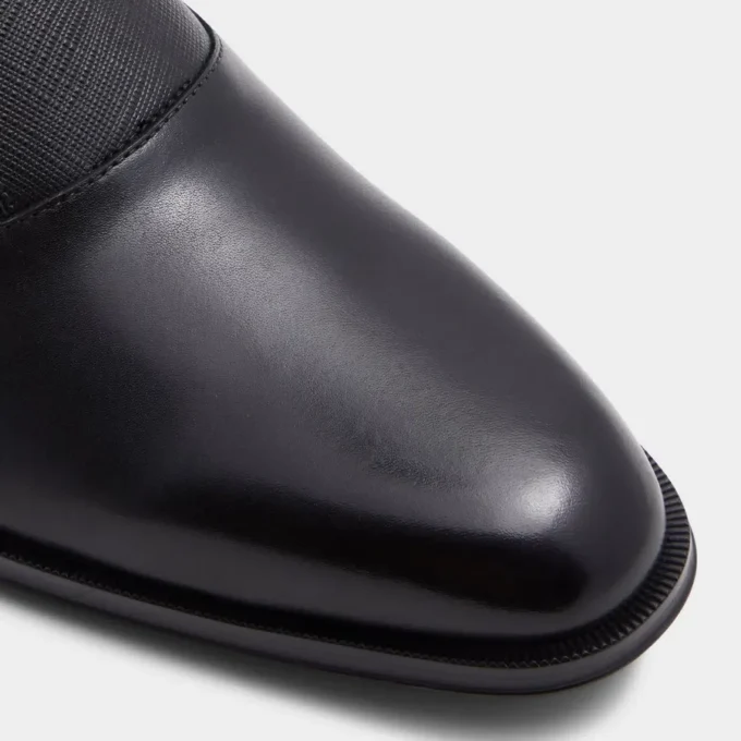Elegante mocassino con fibbia Elegante mocassino con fibbia
