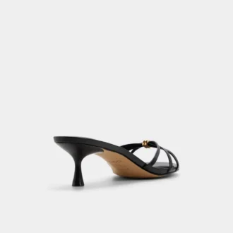 Madalyn Mule con tacco basso, Tacco basso