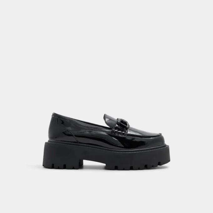 Mocassino Oneameth, suola con tacchetti Mocassino Oneameth, suola con tacchetti
