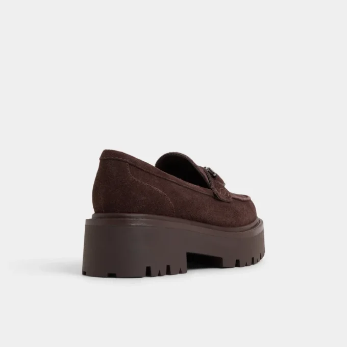 Mocassino Oneameth, suola con tacchetti Mocassino Oneameth, suola con tacchetti