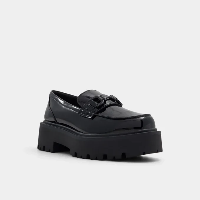 Mocassino Oneameth, suola con tacchetti Mocassino Oneameth, suola con tacchetti