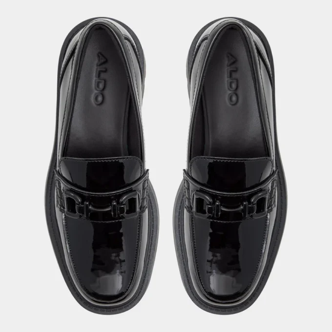 Mocassino Oneameth, suola con tacchetti Mocassino Oneameth, suola con tacchetti