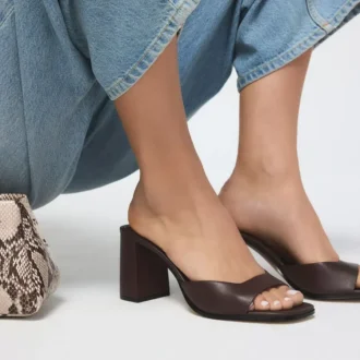 Mule con tacco Lisia, tacco largo