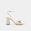 Sandalo con tacco largo e cinturini Angelknot