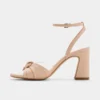 Sandalo con tacco largo e cinturini Angelknot