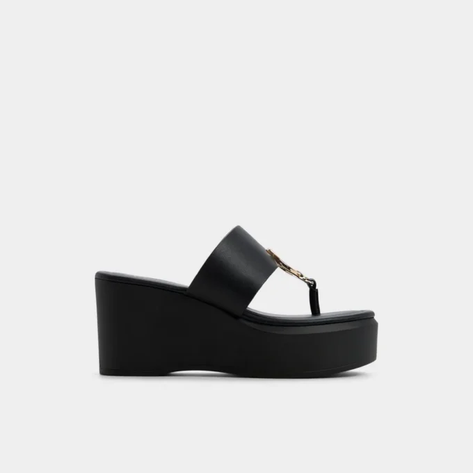 Sandalo Friegan, tacco a zeppa Sandalo Friegan, tacco a zeppa